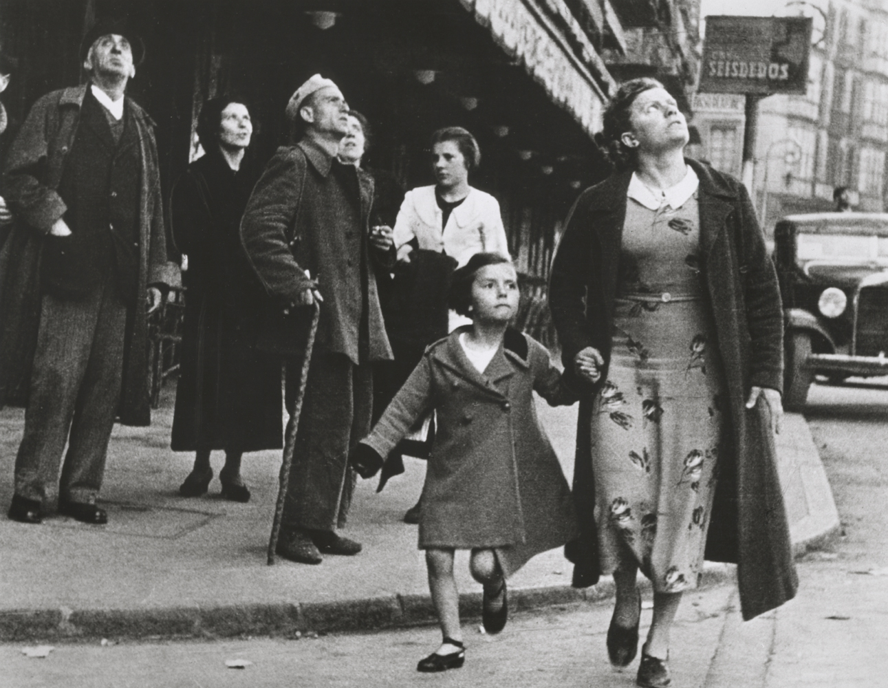 exhibition-detail-slider-image